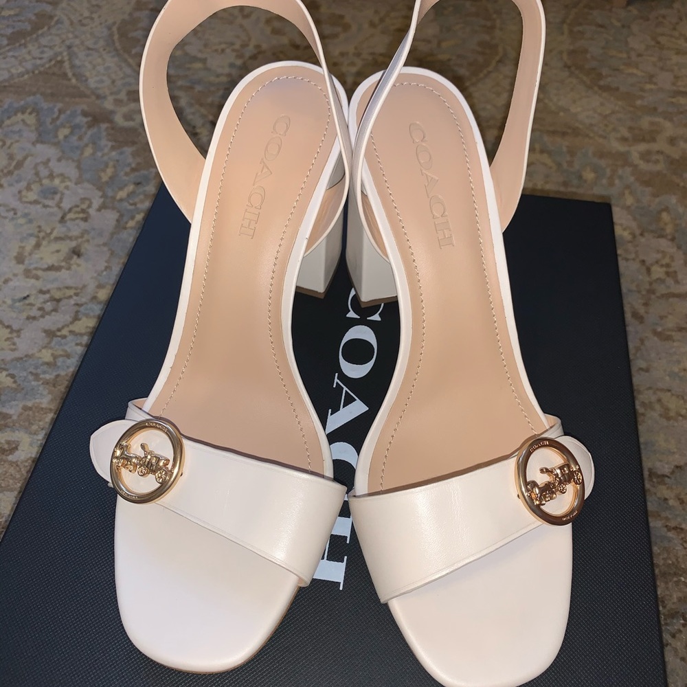 Coach Maddi Sandal Chalk color size 9